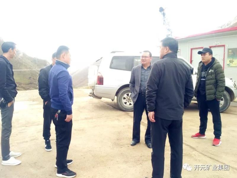 科學(xué)發(fā)展 統(tǒng)籌兼顧 穩(wěn)步生產(chǎn)│州、縣國(guó)土資源局領(lǐng)導(dǎo)赴興海銅鑫進(jìn)行年檢