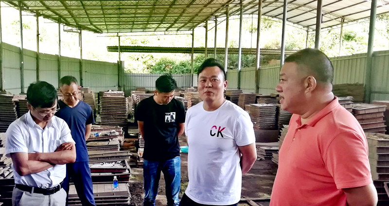 開(kāi)元集團(tuán)董事長(zhǎng)許明月蒞臨貴州開(kāi)元視察工作